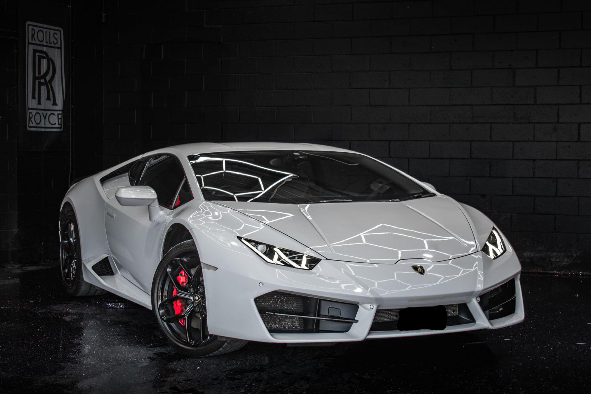 Lamborghini Huracan (W)